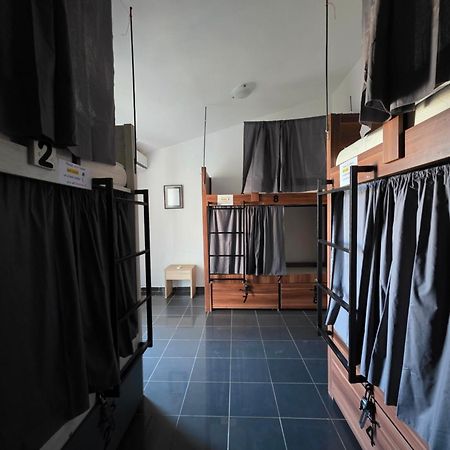 Pirate Backpackers Vandrehjem Ulcinj Eksteriør billede