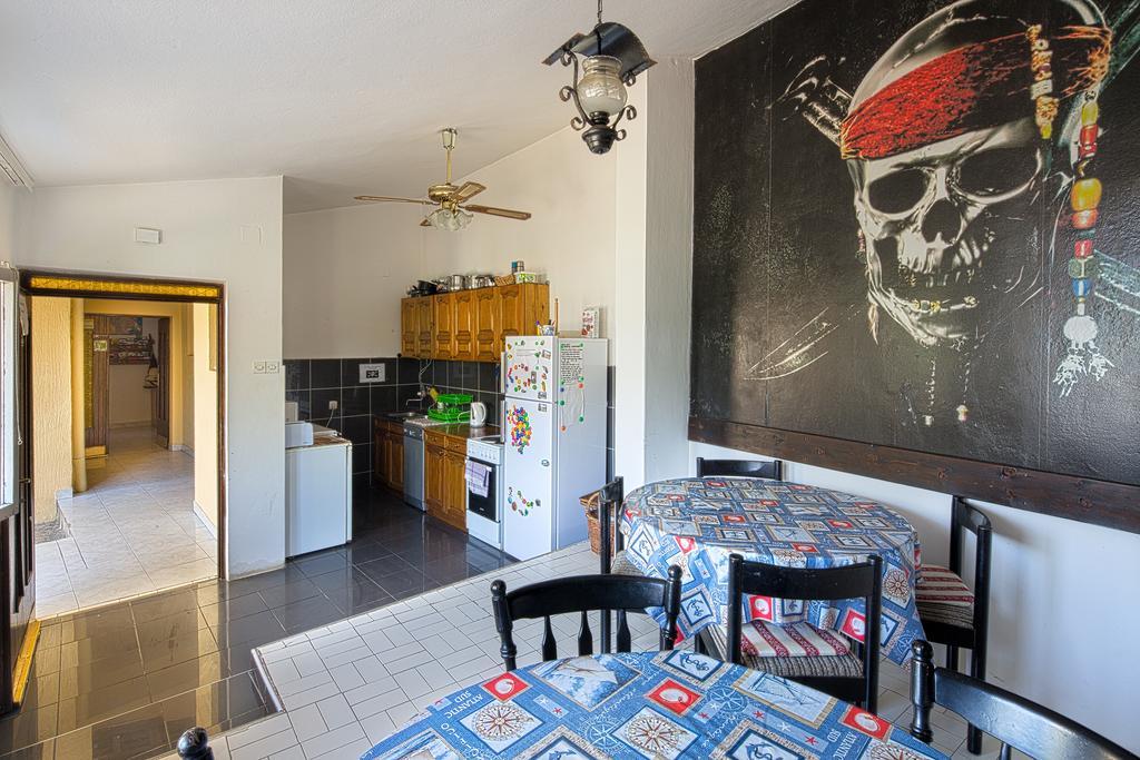 Pirate Backpackers Vandrehjem Ulcinj Eksteriør billede